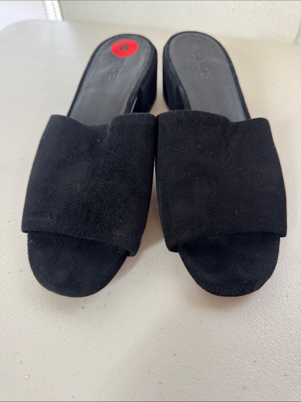 Vince Black Suede Slides Mule Heels Size 8 Minimalist Quiet Luxury Sandals Chic - Picture 2 of 11